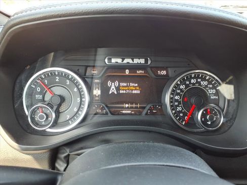 Used 2025 RAM 1500 Laramie image 14