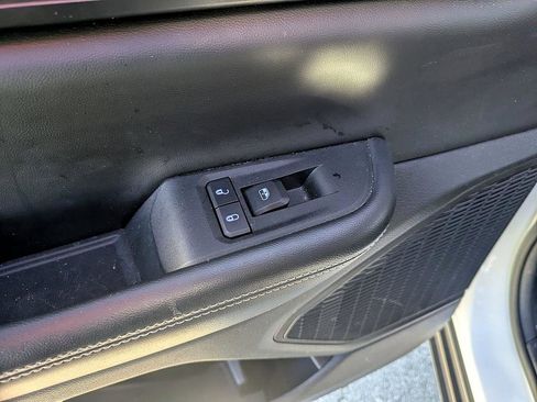 Used 2023 Jeep Grand Cherokee Altitude image 21