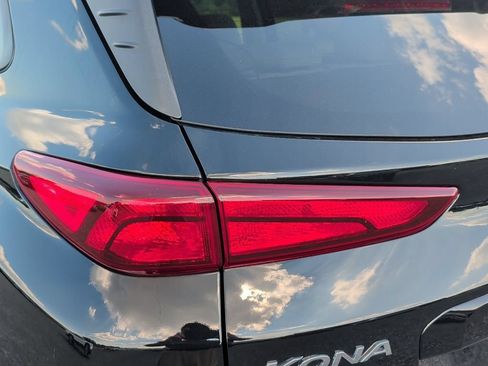Used 2023 Hyundai Kona SEL FWD image 46