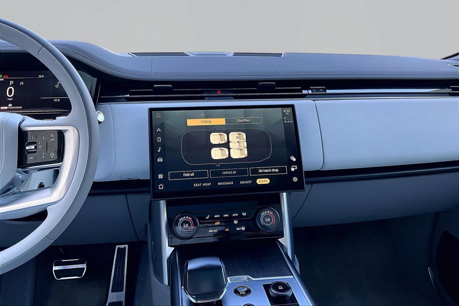 Used 2023 Land Rover Range Rover SV AWD/4WD image 7