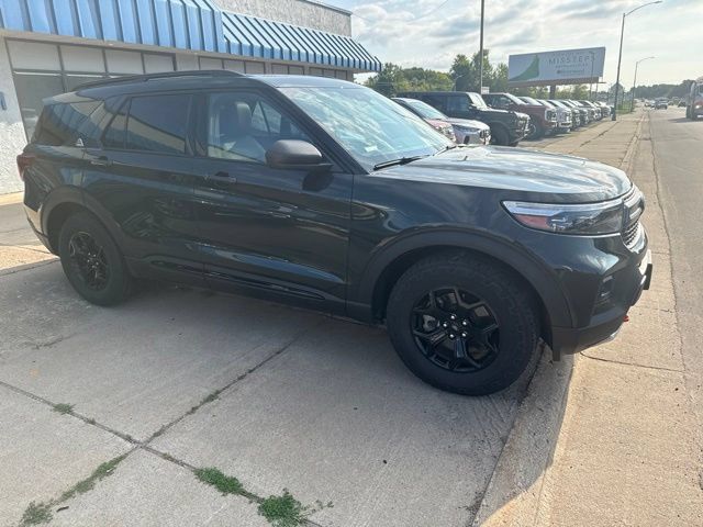 Used 2023 Ford Explorer Timberline AWD/4WD image 3