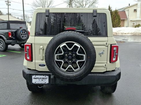 Used 2025 Ford Bronco Outer Banks image 6