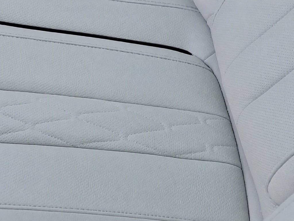 Used 2027 BMW X7 M60i AWD/4WD image 32