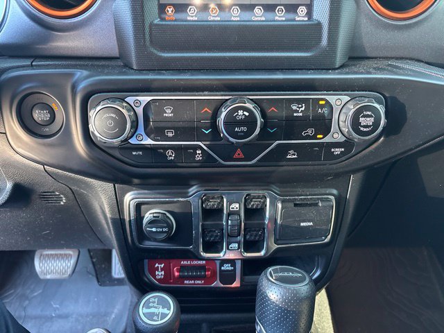 Used 2021 Jeep Gladiator Mojave w/ Trailer Tow Package AWD/4WD image 27