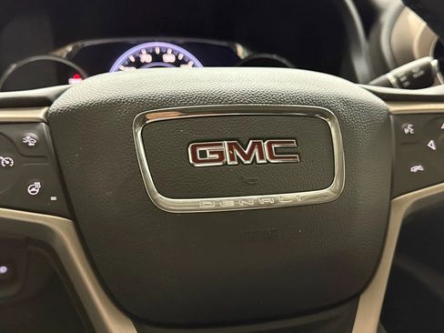 Used 2023 GMC Acadia Denali w/ Denali Ultimate Package image 26