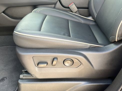 Used 2025 Chevrolet Tahoe Premier w/ Sun And Tow Package image 15