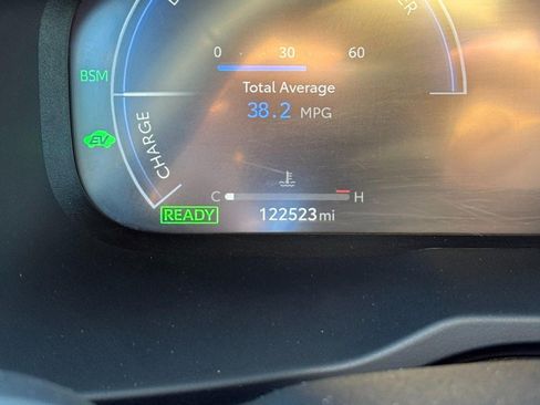 Used 2024 Toyota RAV4 XSE w/ Advanced Technology Package AWD/4WD image 24