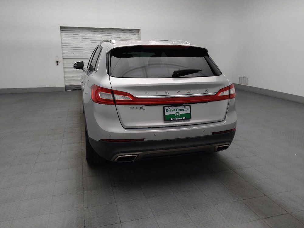 Used 2018 Lincoln MKX Premiere FWD image 6
