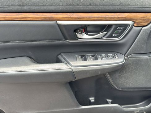 Used 2021 Honda CR-V Touring image 8