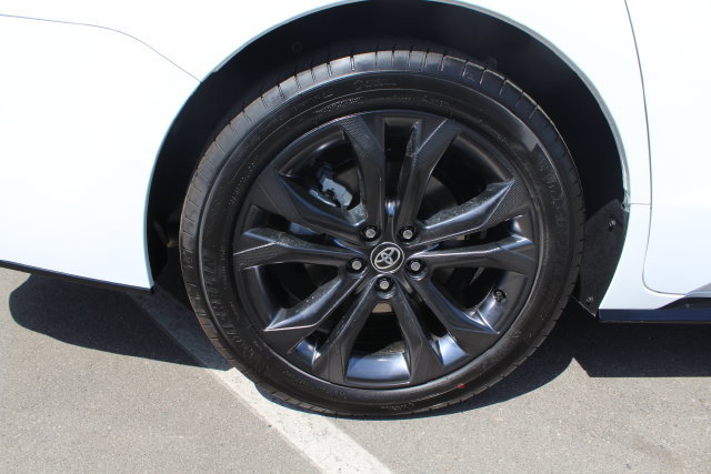 Certified 2026 Toyota Sienna XSE FWD image 9