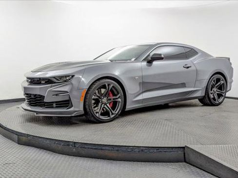 Used 2022 Chevrolet Camaro SS image 2