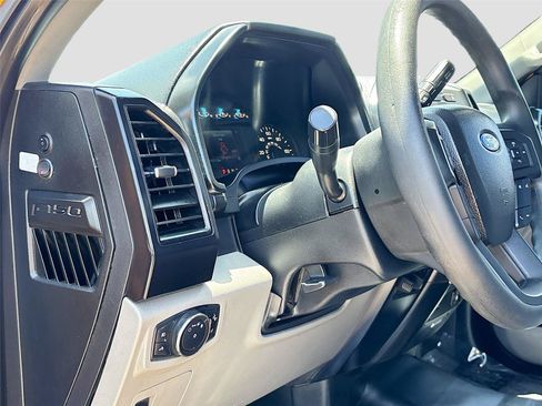 Used 2018 Ford F150 XL w/ Equipment Group 101A Mid RWD image 10