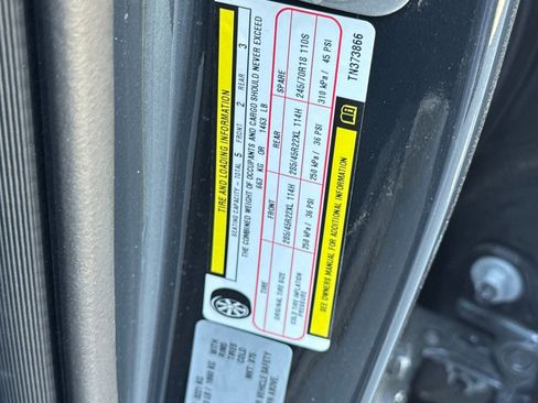 New 2026 RAM 1500 Laramie AWD/4WD image 26