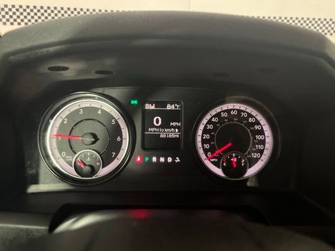 Used 2017 RAM 1500 Express AWD/4WD image 22
