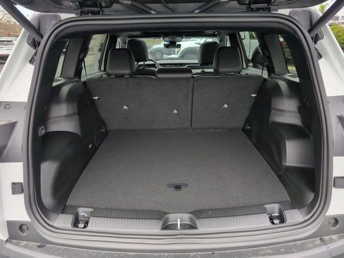 New 2026 Jeep Cherokee Limited image 23