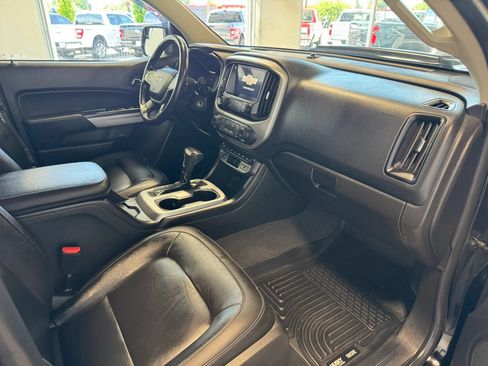 Used 2021 Chevrolet Colorado ZR2 AWD/4WD image 16