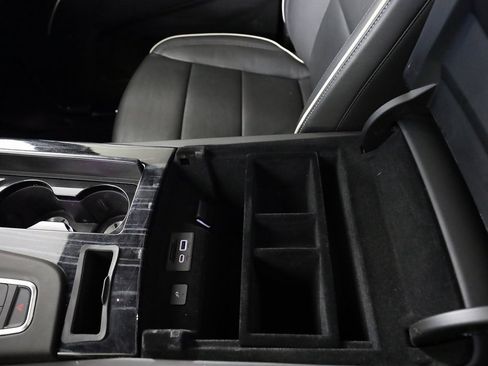 Used 2022 Cadillac Escalade ESV Sport image 39