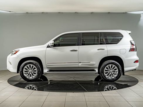 Used 2014 Lexus GX 460 w/ Premium Package AWD/4WD image 8