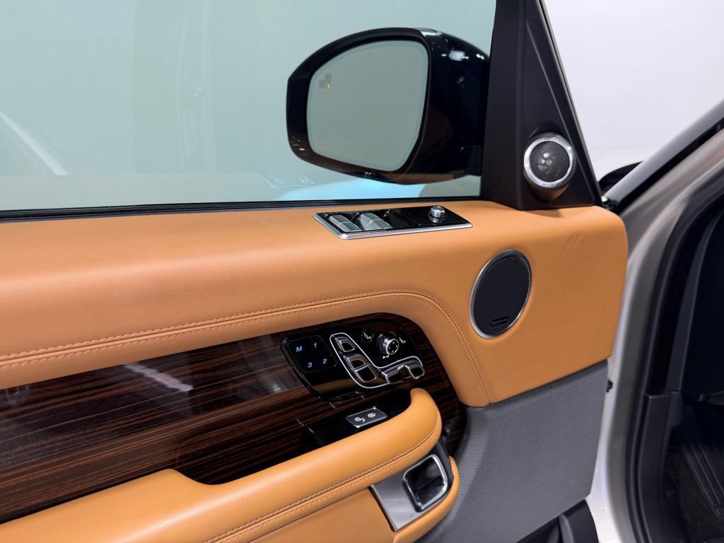 Used 2018 Land Rover Range Rover Autobiography AWD/4WD image 38