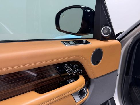 Used 2018 Land Rover Range Rover Autobiography AWD/4WD image 38