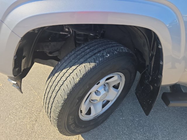Used 2020 Toyota Tacoma SR w/ SR Convenience Package RWD image 32