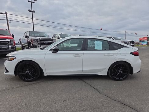 Used 2024 Honda Civic Sport image 3