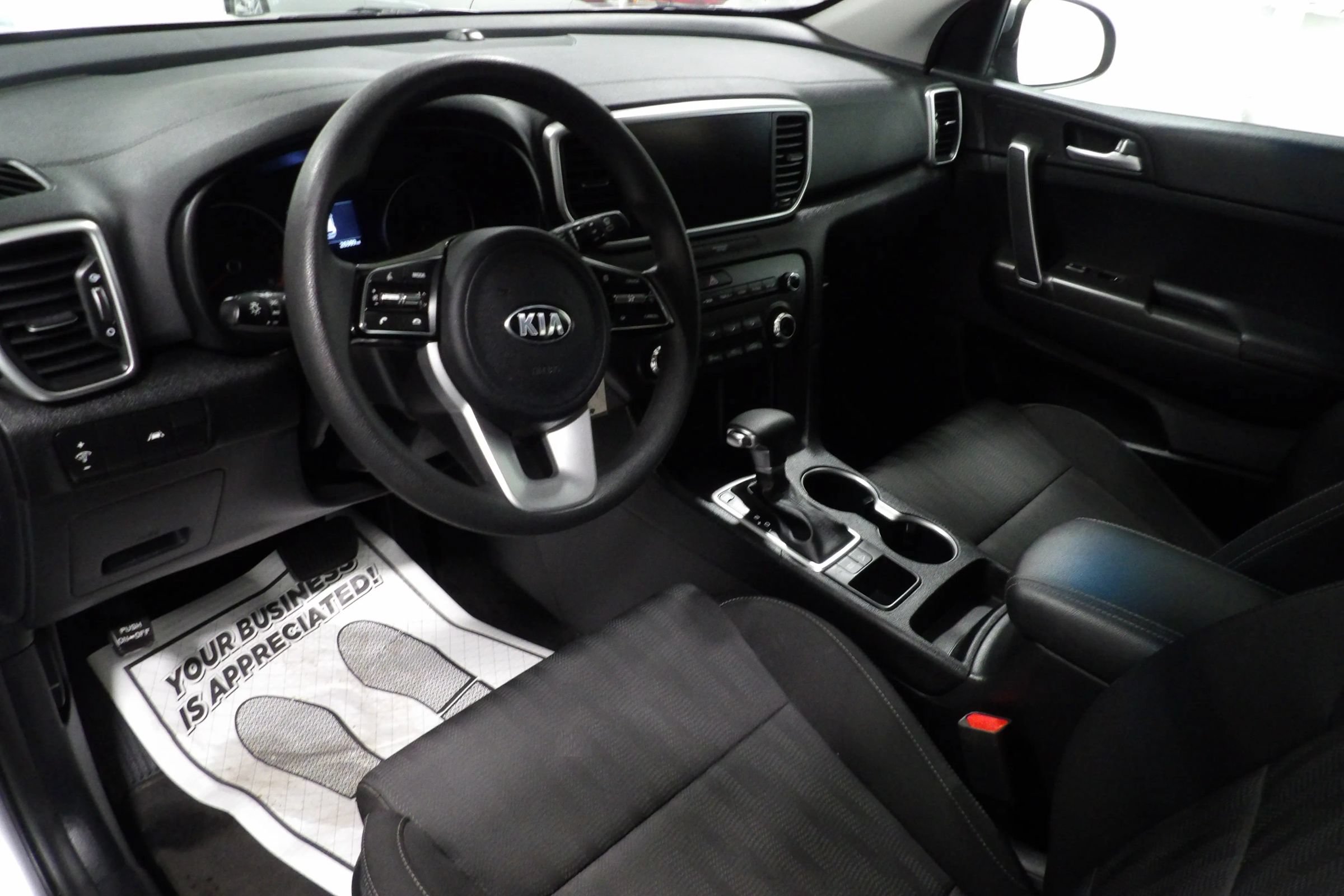 Used 2022 Kia Sportage LX FWD image 8