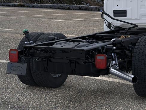 New 2026 Ford F450 XL w/ XL Chrome Package image 21
