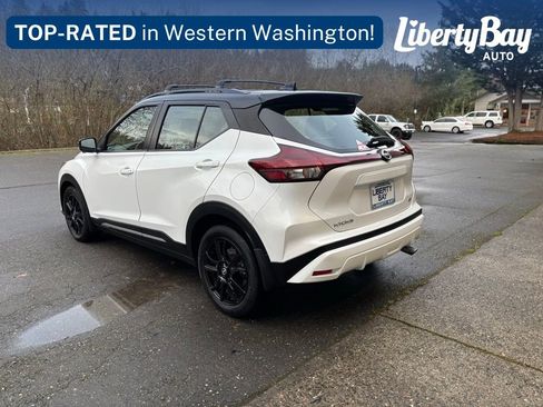 Used 2021 Nissan Kicks SR w/ SR Premium Package image 4