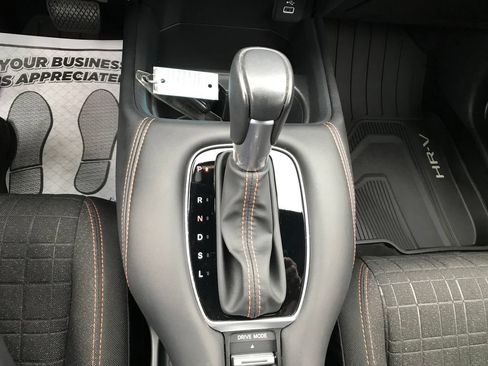 Certified 2025 Honda HR-V Sport image 20