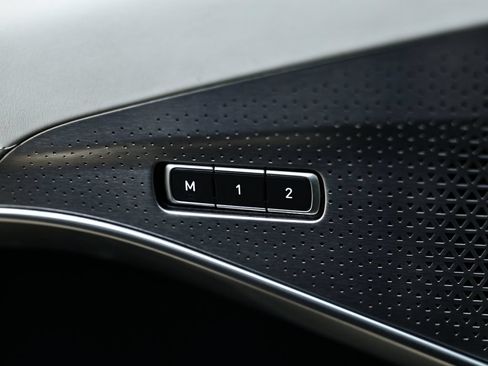 Used 2025 Lotus Emira RWD image 24