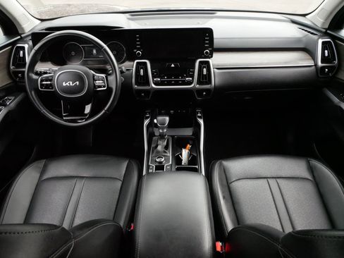 Used 2023 Kia Sorento X-Line EX image 10