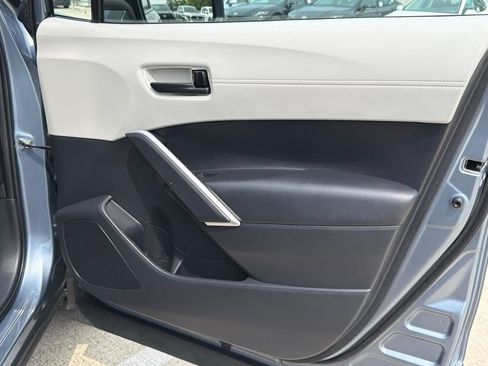 Used 2024 Toyota Corolla Cross LE w/ Moonroof Package AWD/4WD image 12