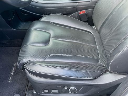 Used 2023 Hyundai Palisade Calligraphy image 17