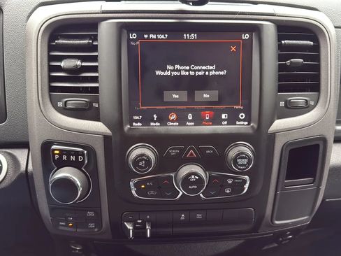 Used 2019 RAM 1500 Express w/ Express Value Package AWD/4WD image 17