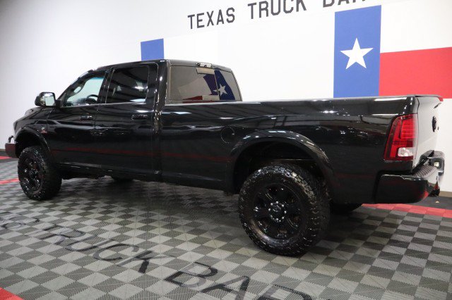 Used 2015 RAM 2500 Laramie w/ Black Appearance Group AWD/4WD image 5