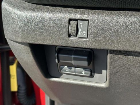 Certified 2023 Chevrolet Colorado Z71 w/ Z71 Convenience Package 2 image 27