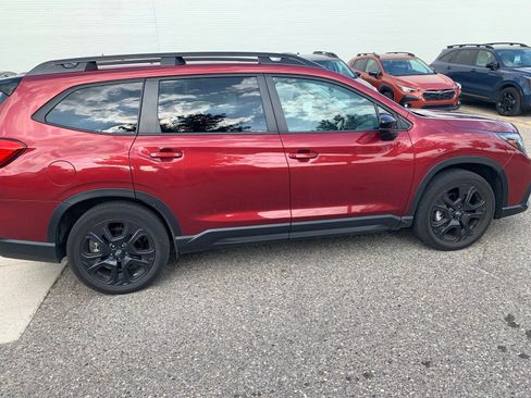 Used 2024 Subaru Ascent Onyx Edition AWD/4WD image 3