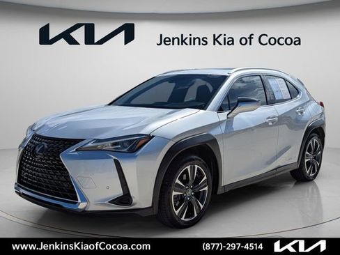 Used 2020 Lexus UX 250h w/ Premium Package AWD/4WD image 10