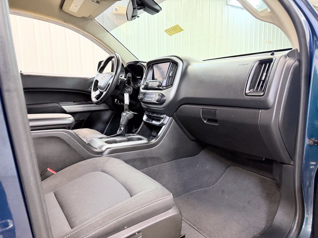 Used 2020 Chevrolet Colorado LT w/ LT Convenience Package AWD/4WD image 33