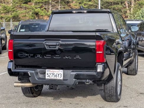 Used 2024 Toyota Tacoma SR5 image 5