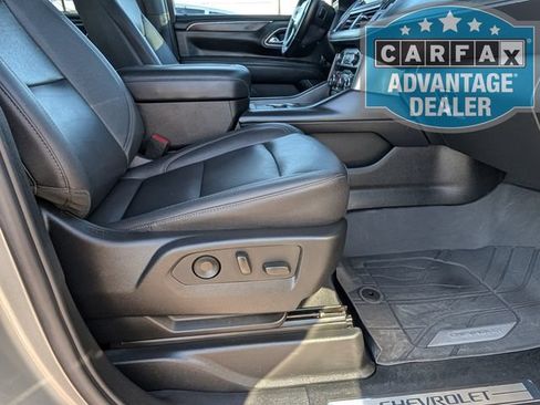 Used 2023 Chevrolet Tahoe Z71 w/ Luxury Package AWD/4WD image 29