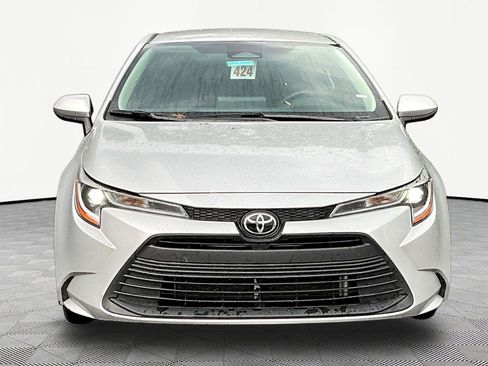 Used 2024 Toyota Corolla LE FWD image 2