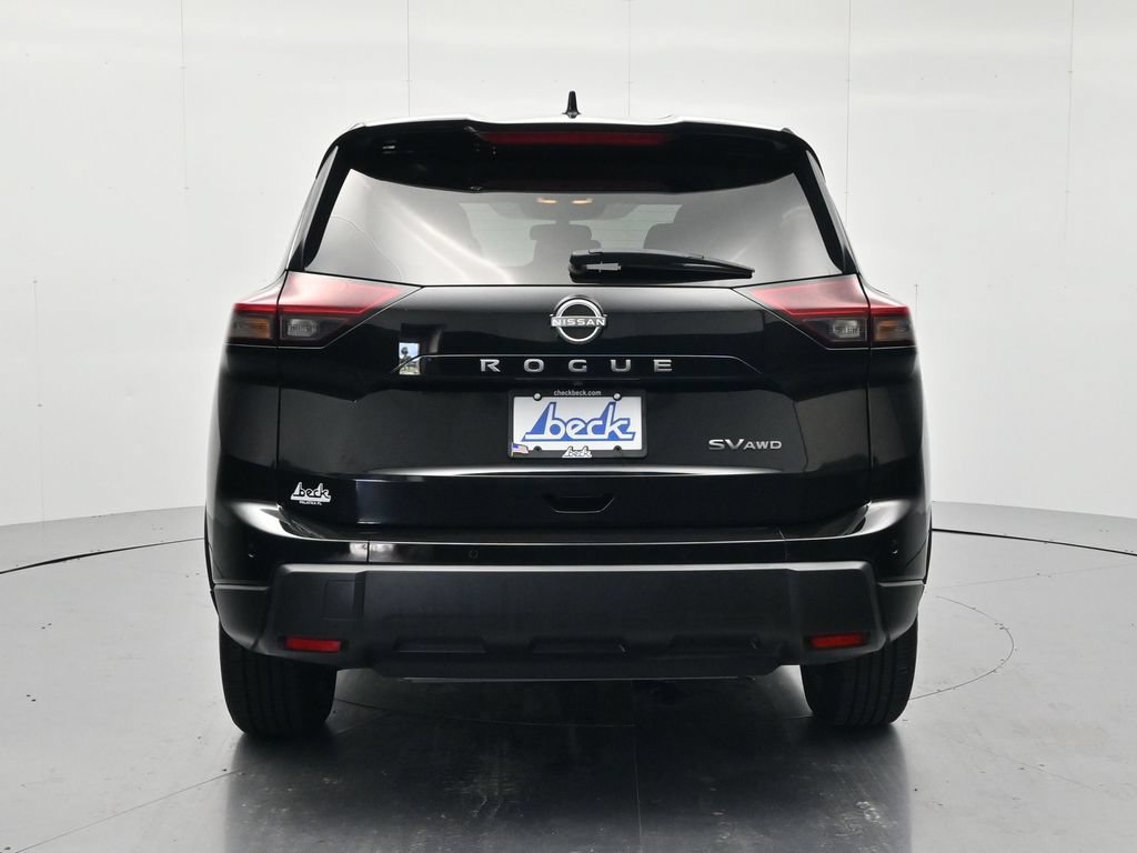 Used 2024 Nissan Rogue SV AWD/4WD image 6