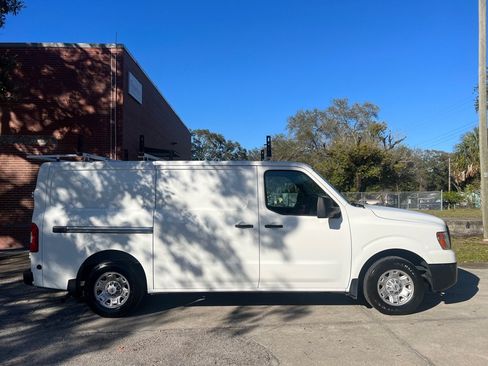 Used 2021 Nissan NV 2500 SV RWD image 33