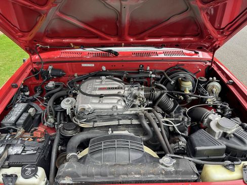 Used 1990 Toyota 4Runner SR5 AWD/4WD image 32