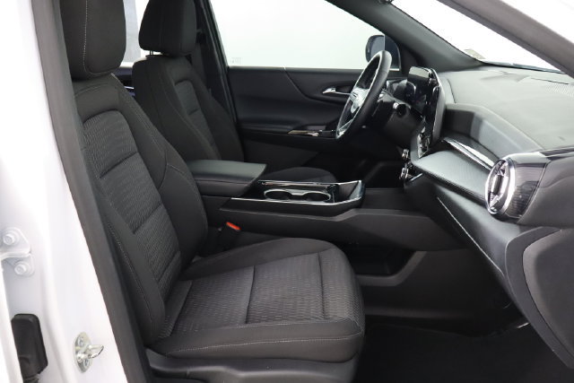 Used 2025 Chevrolet Equinox LT FWD image 18