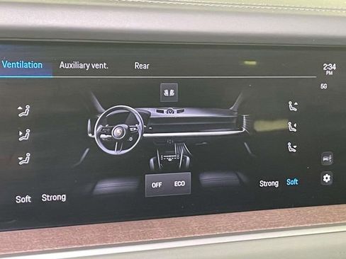 Certified 2026 Porsche Cayenne S AWD/4WD image 31