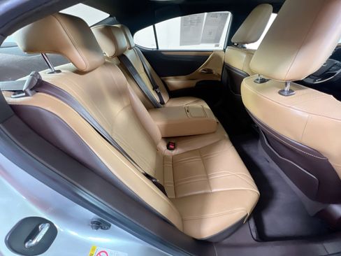Used 2019 Lexus ES 350 FWD image 27
