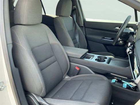 Certified 2024 Honda Prologue EX image 38